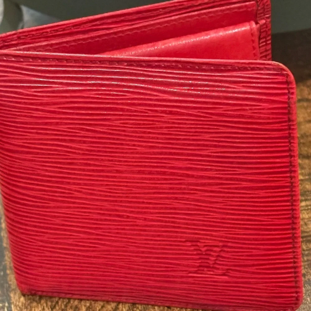 Louis Vuitton Leather Epi Wallet - Picture 8 of 12
